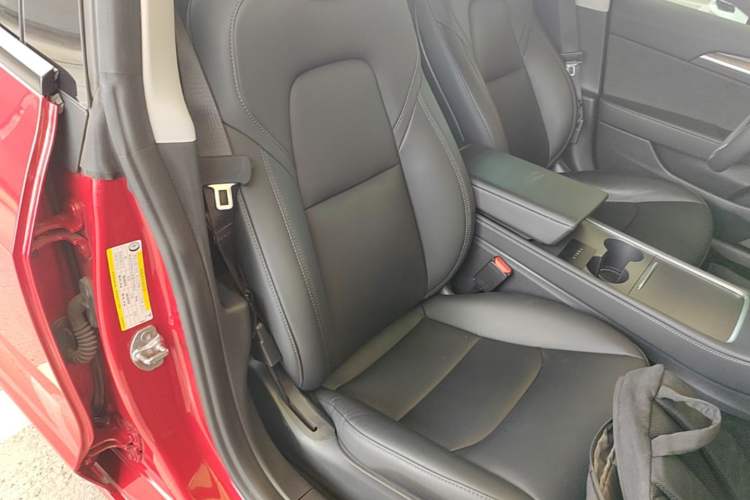 Used Tesla Model 3 2021 Standard Range Rear-Drive Upgraded Version Right Front Seat