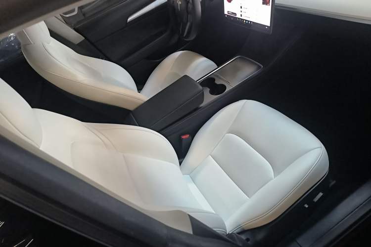 Used Tesla Model 3 2021 Standard Range Rear-Drive Upgraded Version Right Front Seat