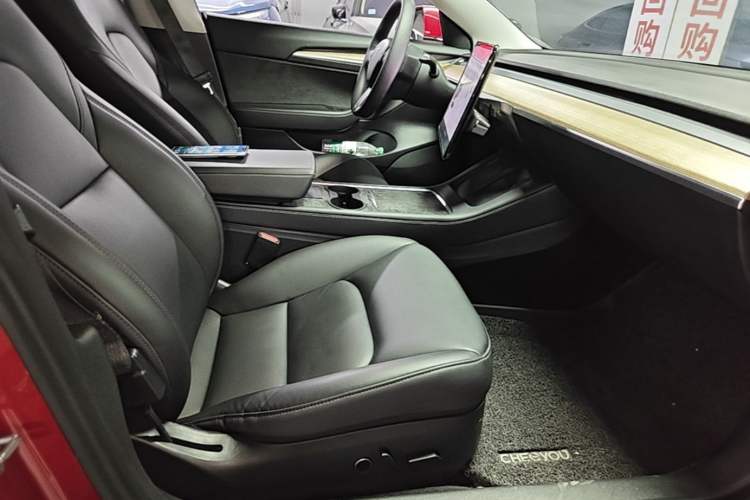 Used Tesla Model 3 2021 Standard Range Rear-Drive Upgraded Version Right Front Seat