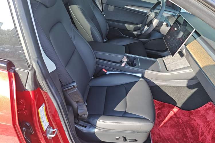 Used Tesla Model 3 2021 Standard Range Rear-Drive Upgraded Version Right Front Seat