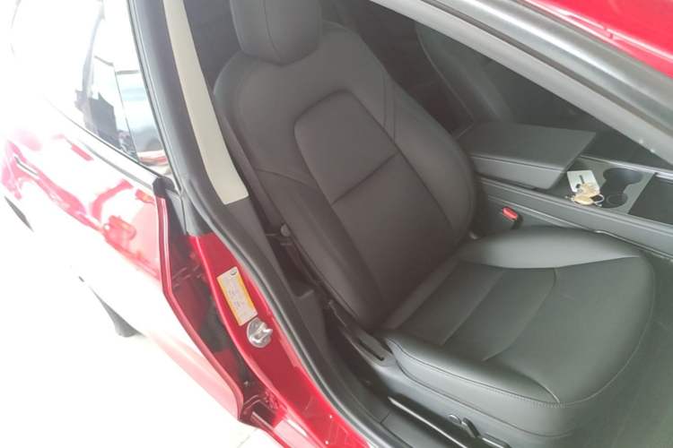 Used Tesla Model 3 2021 Standard Range Rear-Drive Upgraded Version Right Front Seat