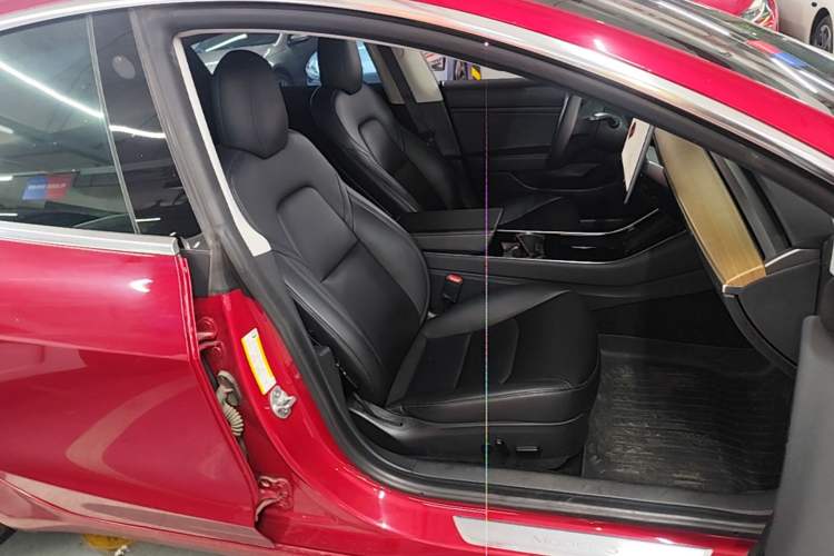 Used Tesla Model 3 2021 Standard Range Rear-Drive Upgraded Version Right Front Seat