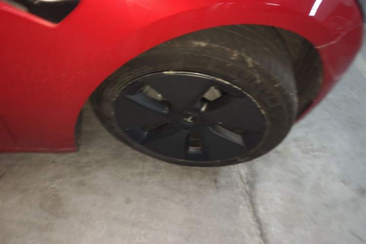 Used Tesla Model 3 2021 Standard Range Rear-Wheel Drive Upgraded Version 3D6 Right Front Wheel Hub