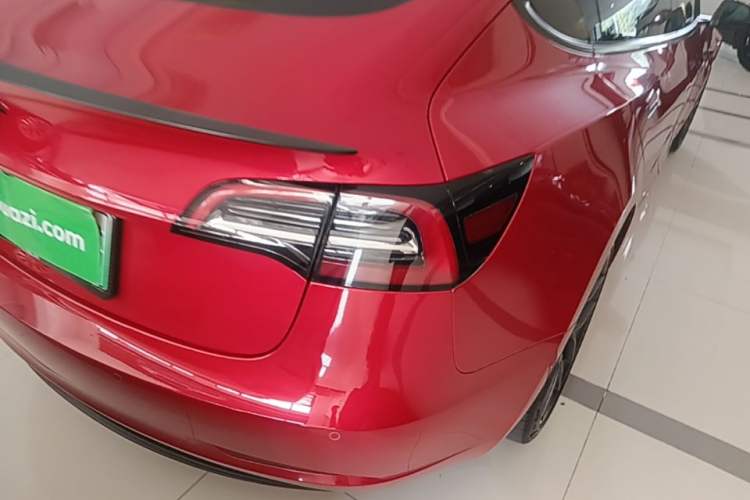Used Tesla Model 3 2021 Performance High-Performance All-Wheel-Drive Version 3D6 Right Rear Taillight