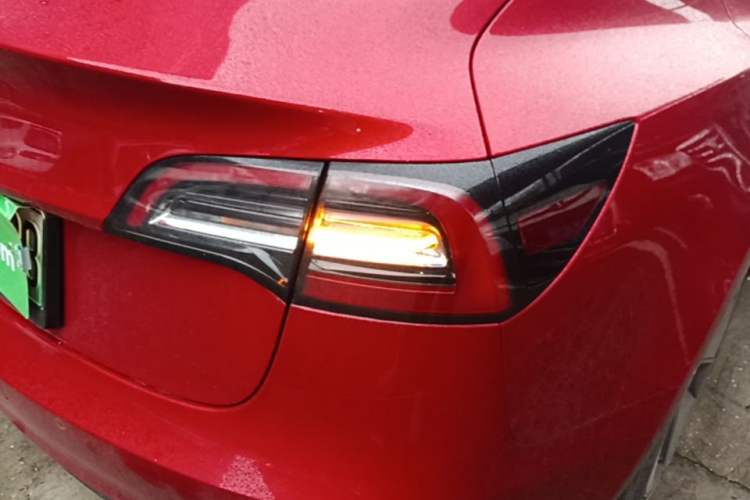 Used Tesla Model 3 2021 Standard Range Rear-Drive Upgraded Version Right Rear Taillight