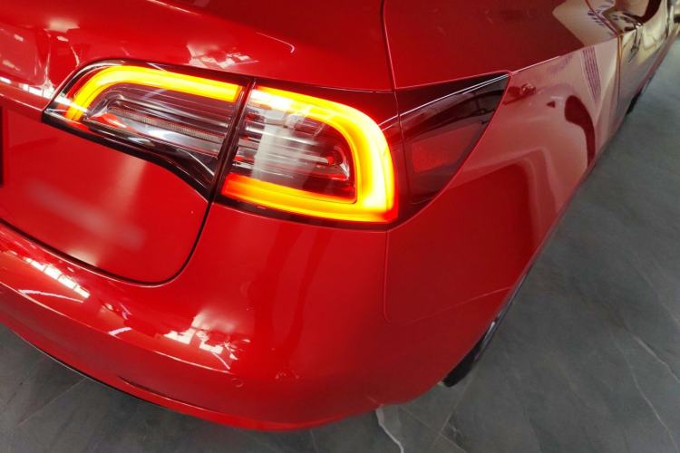 Used Tesla Model 3 2021 Standard Range Rear-Drive Upgraded Version Right Rear Taillight