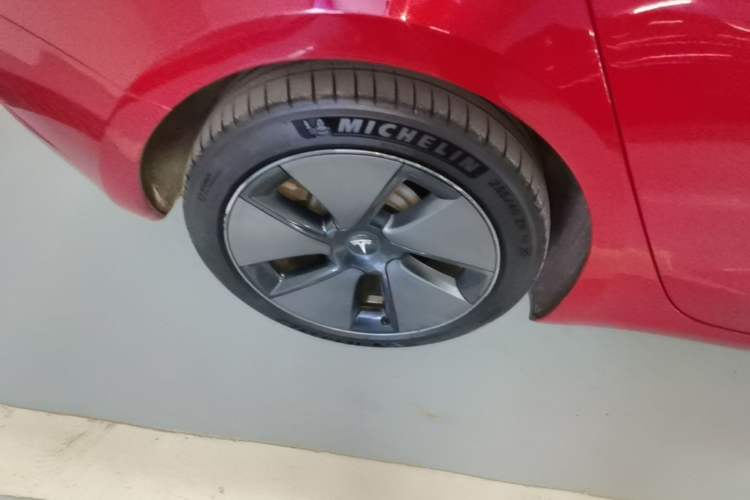 Used Tesla Model 3 2021 Standard Range Rear-Wheel Drive Upgraded Version 3D6 Right Rear Wheel Hub