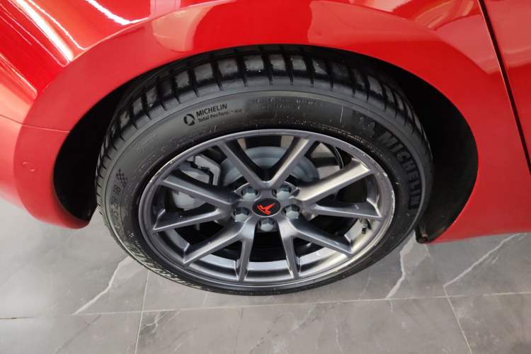 Used Tesla Model 3 2021 Standard Range Rear-Drive Upgraded Version Right Rear Wheel Hub