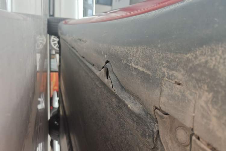 Used Tesla Model 3 2021 Standard Range Rear-Drive Upgraded Version Right Side Sill