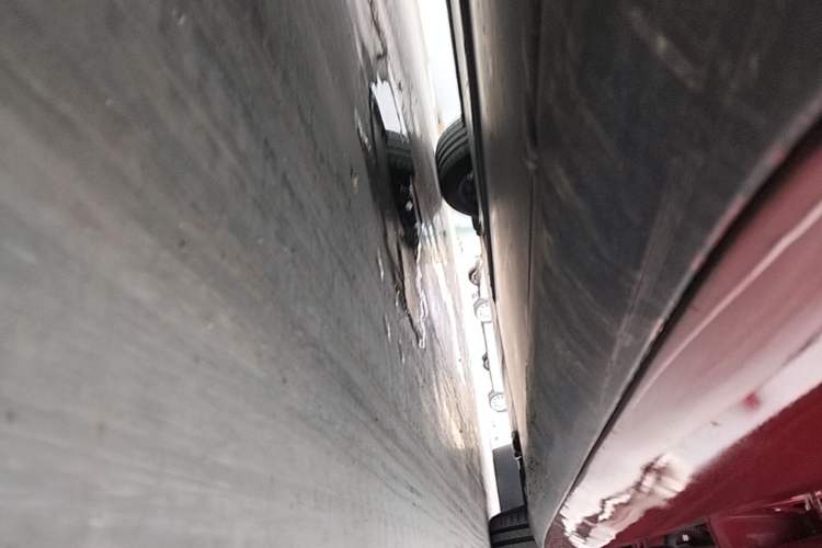 Used Tesla Model 3 2021 Standard Range Rear-Wheel Drive Upgraded Version 3D6 Right Side Sill