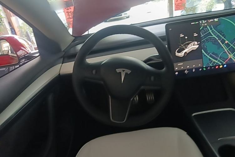 Used Tesla Model 3 2021 Performance High-Performance All-Wheel-Drive Version 3D6 Steering Wheel