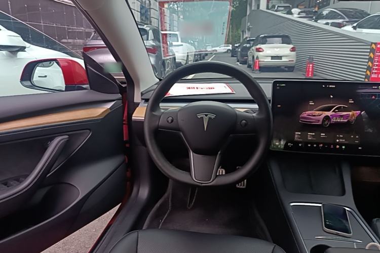 Used Tesla Model 3 2021 Revised Version II – Performance High-Performance All-Wheel-Drive Edition Steering Wheel