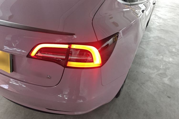 Used Tesla Model 3 2021 Revised Performance Version with All-Wheel Drive 3D1 Right Rear Taillight