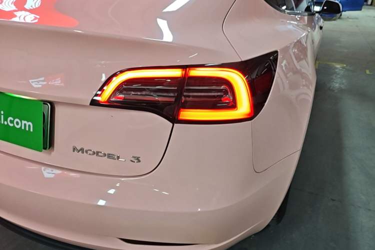Used Tesla Model 3 2021 Standard Range Rear-Wheel Drive Upgraded Version 3D6 Right Rear Taillight