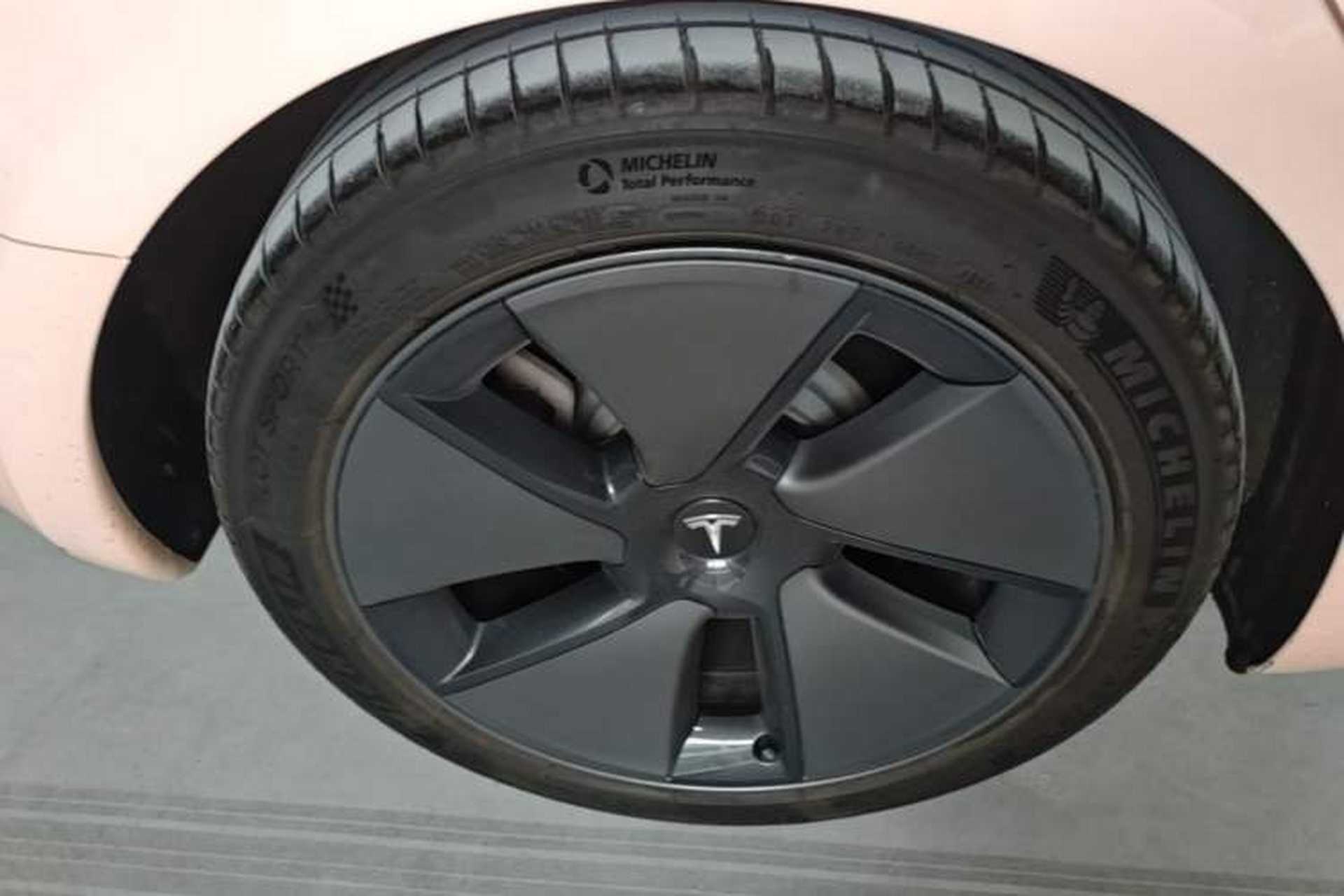 Used Tesla Model 3 2021 Standard Range Rear-Drive Upgraded Version Right Rear Wheel Hub