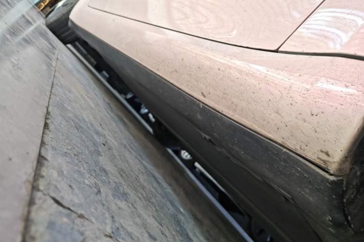 Used Tesla Model 3 2021 Standard Range Rear-Drive Upgraded Version Right Side Sill