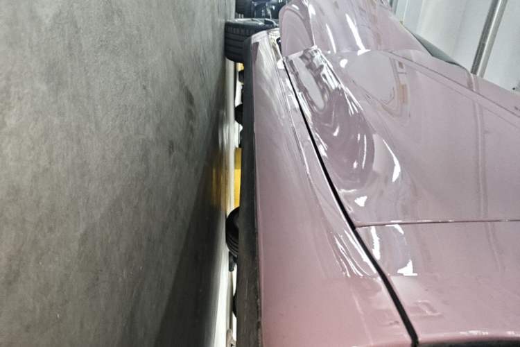 Used Tesla Model 3 2021 Revised Performance Version with All-Wheel Drive 3D1 Right Side Sill