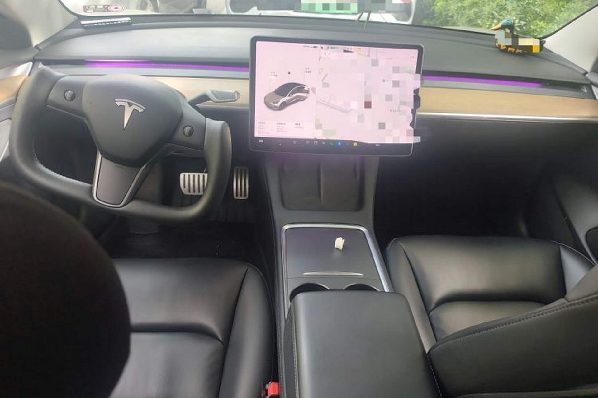 Used Tesla Model 3 2021 Performance High-Performance All-Wheel-Drive Version Center Console
