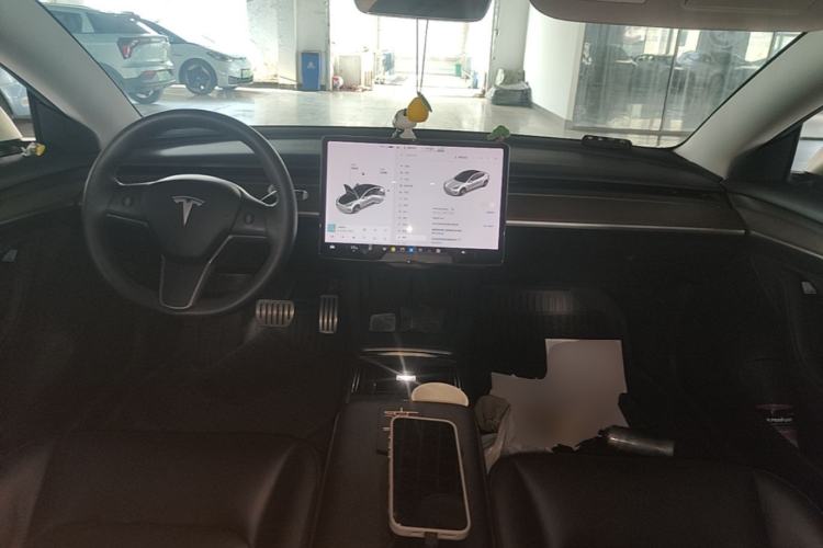 Used Tesla Model 3 2021 Performance High-Performance All-Wheel-Drive Version Center Console