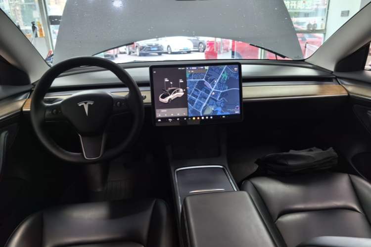 Used Tesla Model 3 2021 Revised Version Standard Range Rear-Wheel Drive Upgraded Edition 3D1 Center Console