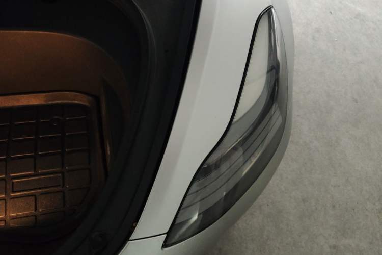 Used Tesla Model 3 2021 Revised Version II – Performance High-Performance All-Wheel-Drive Edition Engine Bay Left