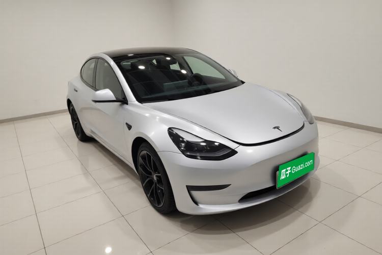 Used Tesla Model 3 2021 Performance High-Performance All-Wheel-Drive Version Front Right 45 Deg