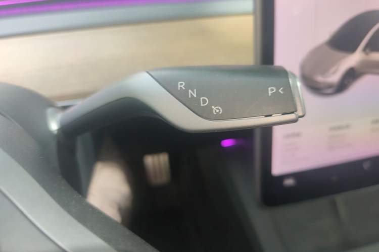 Used Tesla Model 3 2021 Performance High-Performance All-Wheel-Drive Version Gear Lever