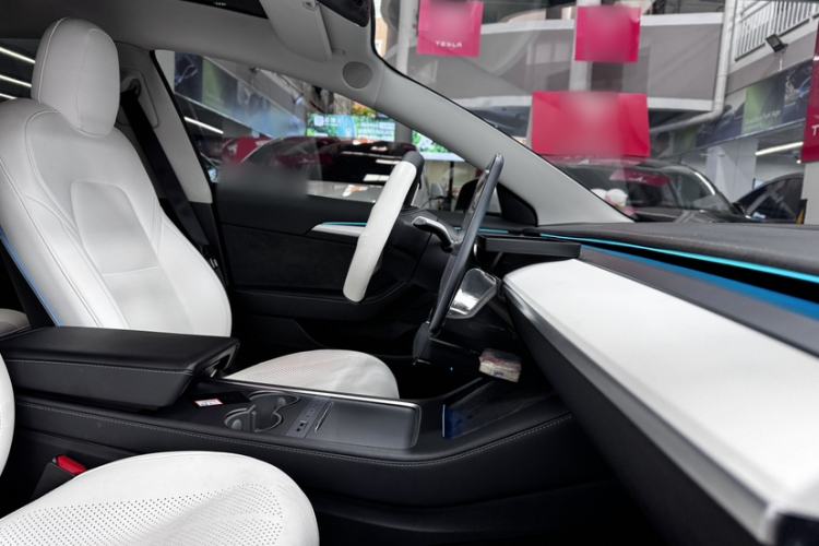 Used Tesla Model 3 2021 Revised Version Standard Range Rear-Wheel Drive Upgraded Edition 3D1 Interior 4
