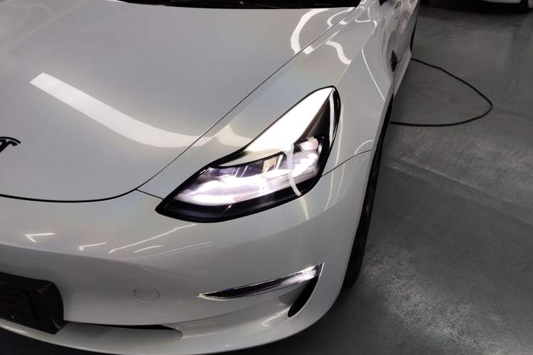 Used Tesla Model 3 2021 Revised Version II – Performance High-Performance All-Wheel-Drive Edition Left Front Headlight