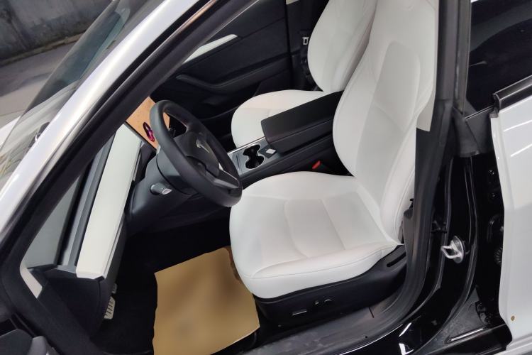 Used Tesla Model 3 2021 Revised Version II – Performance High-Performance All-Wheel-Drive Edition Left Front Seat