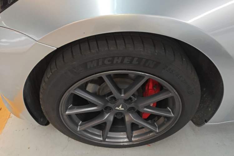 Used Tesla Model 3 2021 Standard Range Rear-Wheel Drive Upgraded Version 3D6 Left Front Wheel Hub