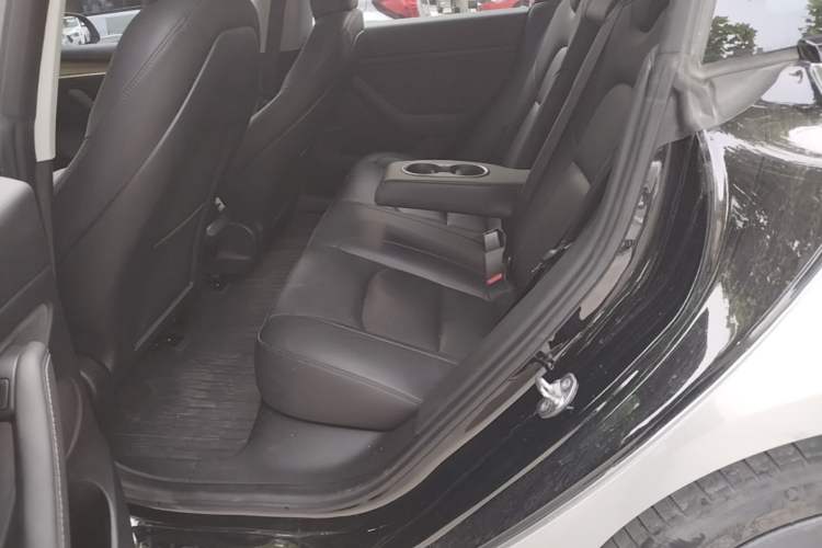 Used Tesla Model 3 2021 Standard Range Rear-Drive Upgraded Version Left Rear Seat
