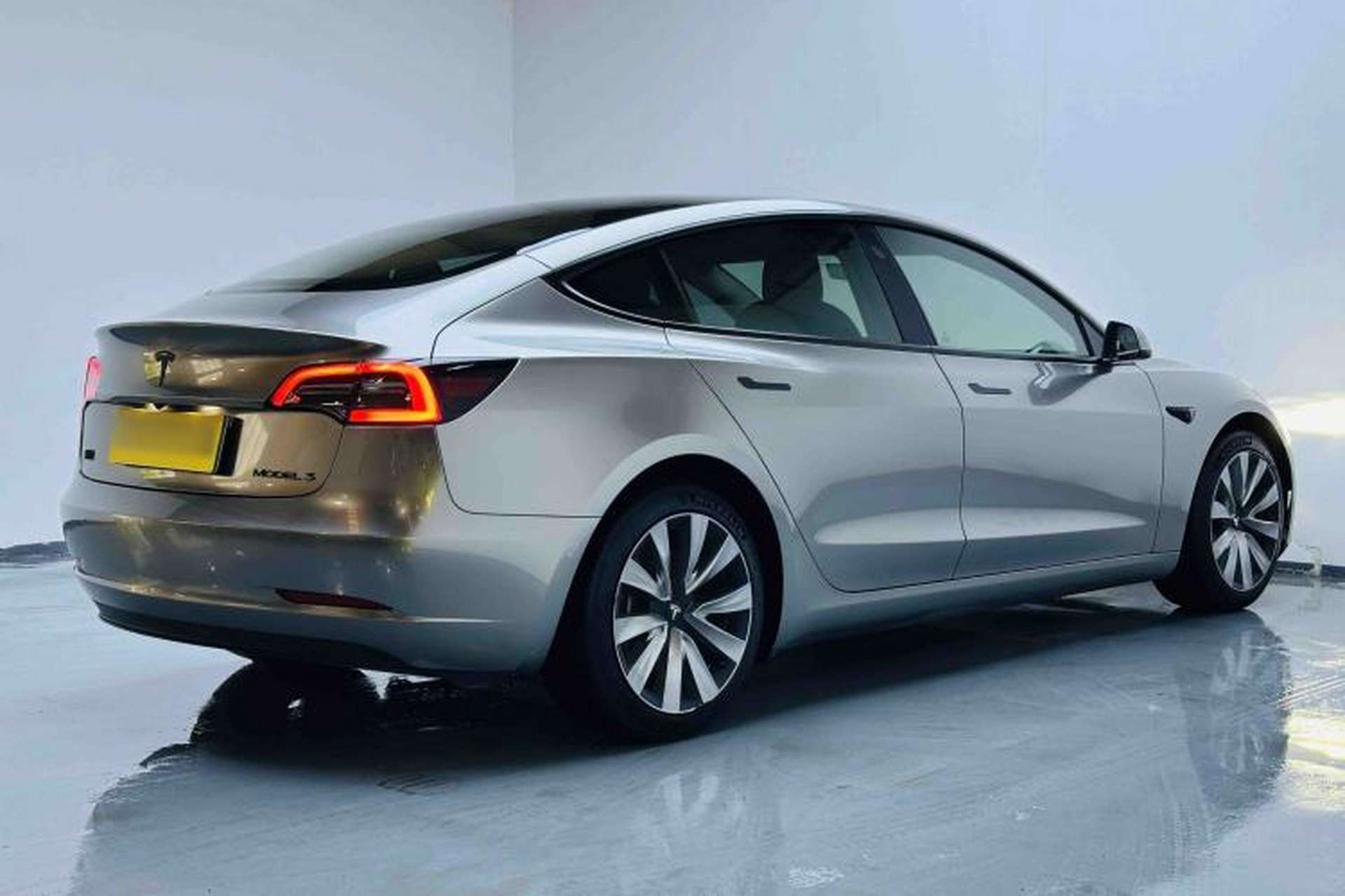 Used Tesla Model 3 2021 Standard Range Rear-Wheel Drive Upgraded Version 3D6 Rear Right 45 Deg