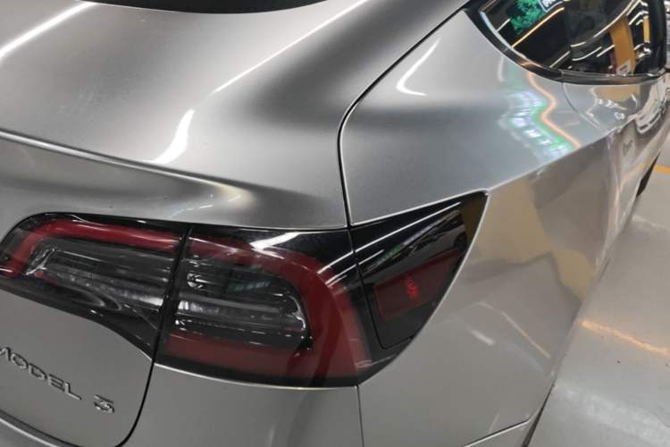 Used Tesla Model 3 2021 Standard Range Rear-Wheel Drive Upgraded Version 3D6 Right Rear Taillight