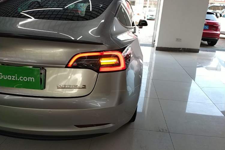 Used Tesla Model 3 2021 Performance High-Performance All-Wheel-Drive Version Right Rear Taillight