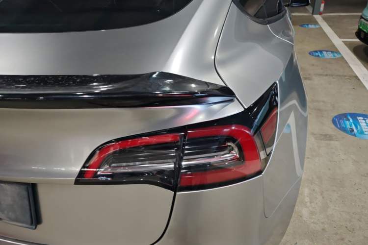 Used Tesla Model 3 2021 Standard Range Rear-Drive Upgraded Version Right Rear Taillight