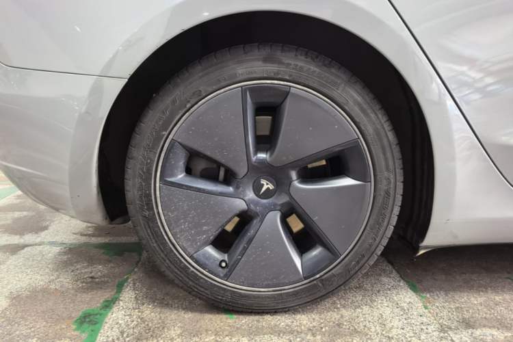 Used Tesla Model 3 2021 Revised Version Standard Range Rear-Wheel Drive Upgraded Edition 3D1 Right Rear Wheel Hub