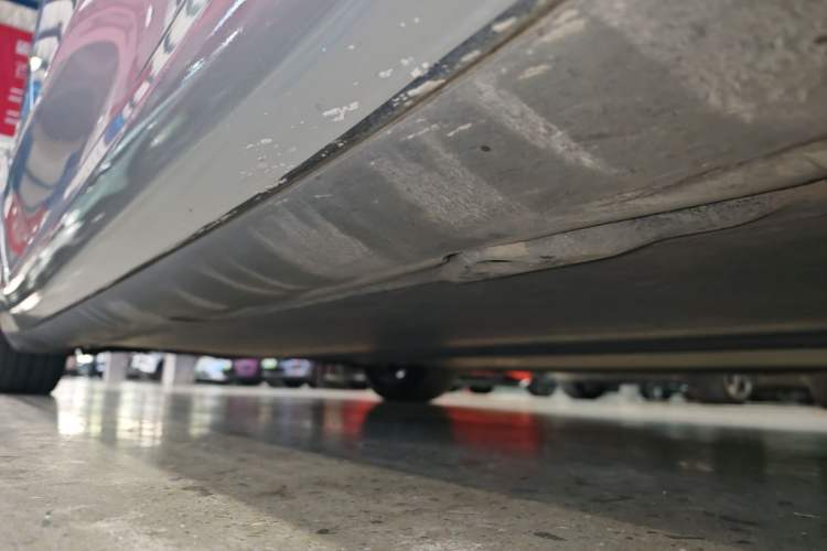 Used Tesla Model 3 2021 Standard Range Rear-Drive Upgraded Version Right Side Sill