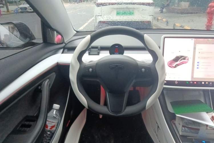 Used Tesla Model 3 2021 Standard Range Rear-Wheel Drive Upgraded Version 3D6 Steering Wheel