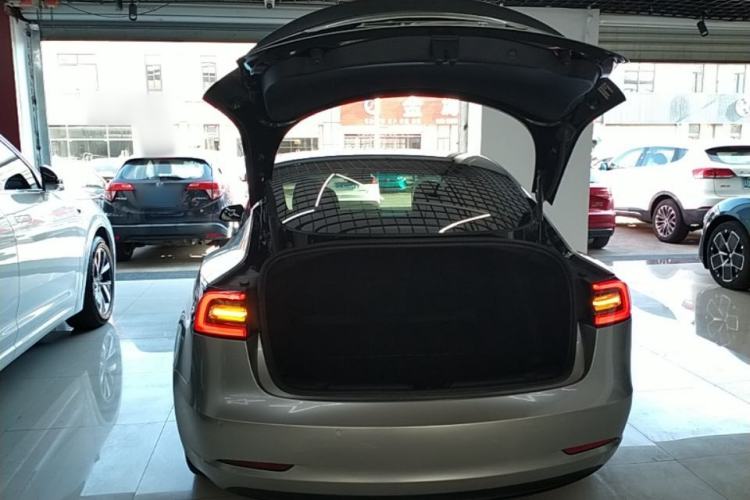 Used Tesla Model 3 2021 Performance High-Performance All-Wheel-Drive Version Trunk