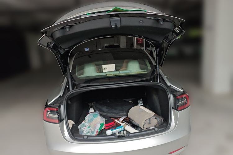 Used Tesla Model 3 2021 Revised Version II – Performance High-Performance All-Wheel-Drive Edition Trunk