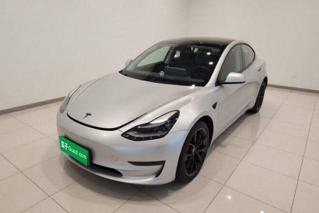 Ojetý Tesla Model 3 2021 Performance High-Performance All-Wheel-Drive Version