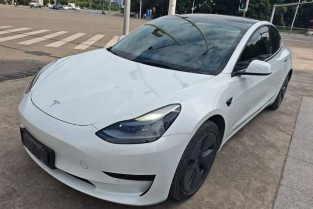 Ojetý Tesla Model 3 2021 Standard Range Rear-Wheel Drive Upgraded Version 3D6