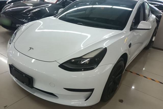 Ojetý Tesla Model 3 2021 Standard Range Rear-Drive Upgraded Version