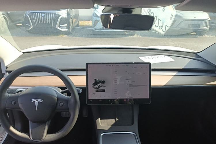 Used Tesla Model 3 2021 Revised Version Standard Range Rear-Wheel Drive Upgraded Edition 3D1 Center Console