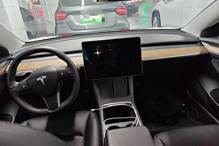 Used Tesla Model 3 2021 Revised Version Standard Range Rear-Wheel Drive Upgraded Edition 3D1 Center Console