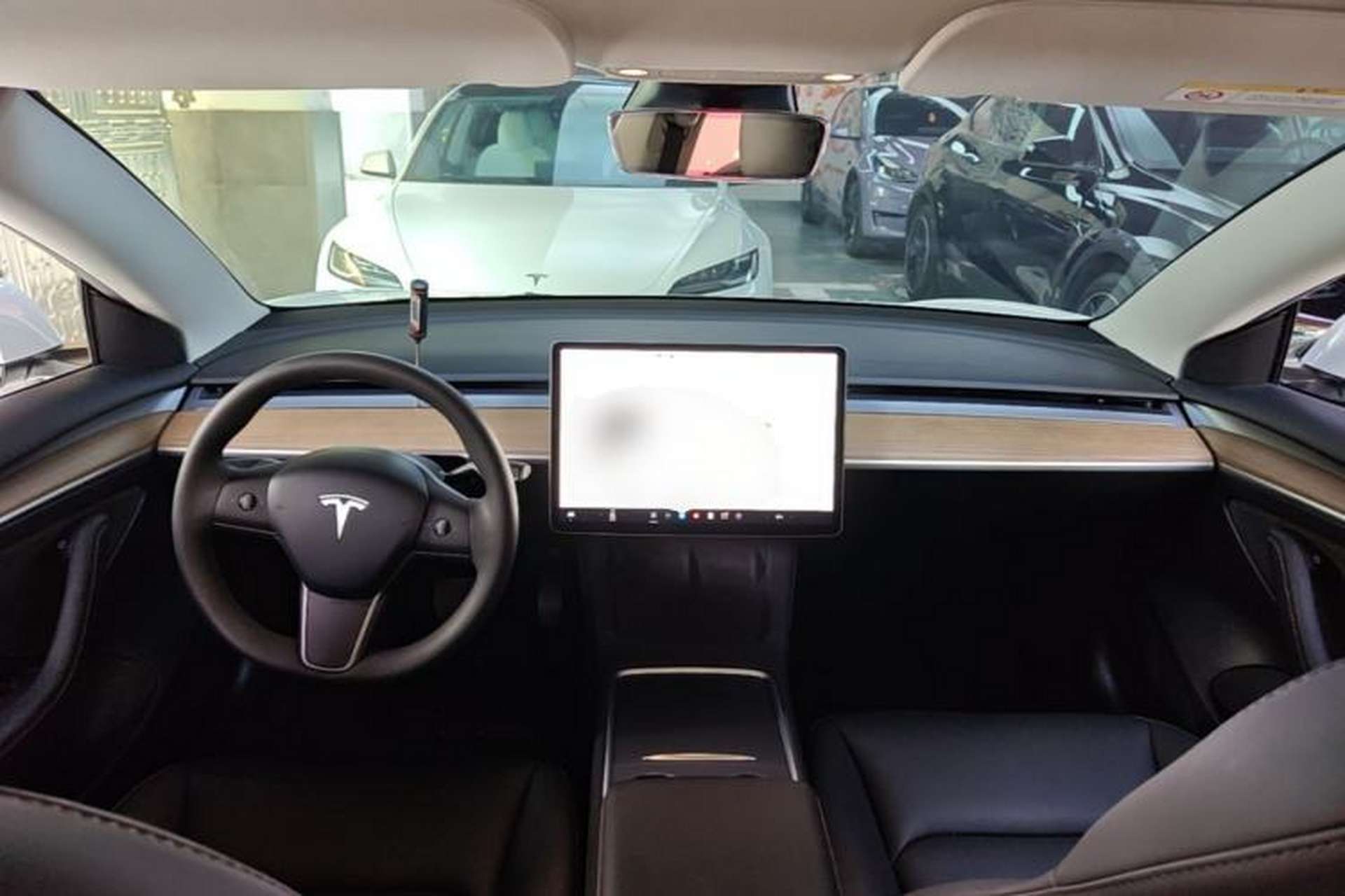 Used Tesla Model 3 2021 Revised Version Standard Range Rear-Wheel Drive Upgraded Edition 3D1 Center Console