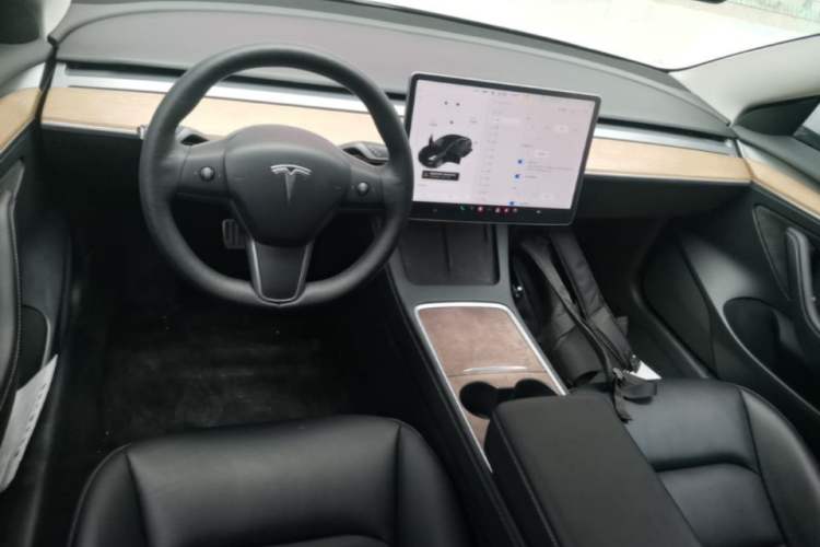 Used Tesla Model 3 2021 Revised Version Standard Range Rear-Wheel Drive Upgraded Edition 3D1 Center Console