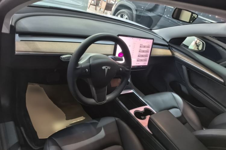 Used Tesla Model 3 2021 Standard Range Rear-Drive Upgraded Version Center Console