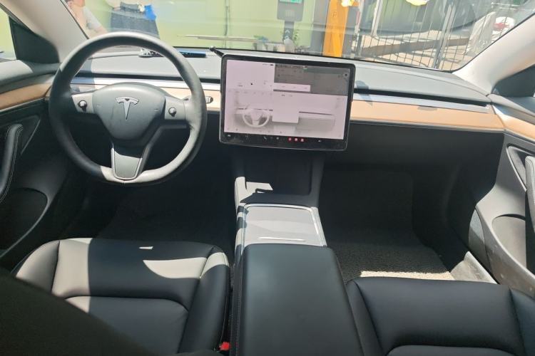 Used Tesla Model 3 2021 Revised Version Standard Range Rear-Wheel Drive Upgraded Edition 3D1 Center Console